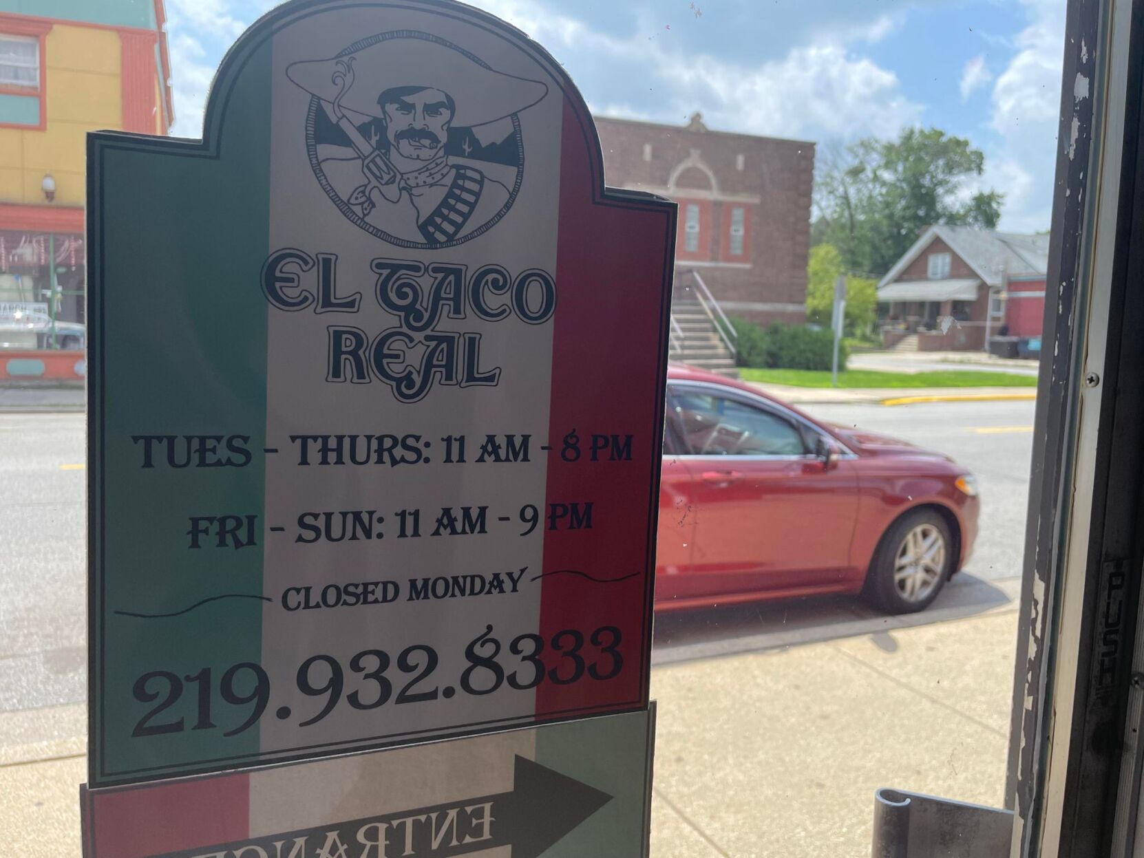 Region landmark El Taco Real in its 50th year
